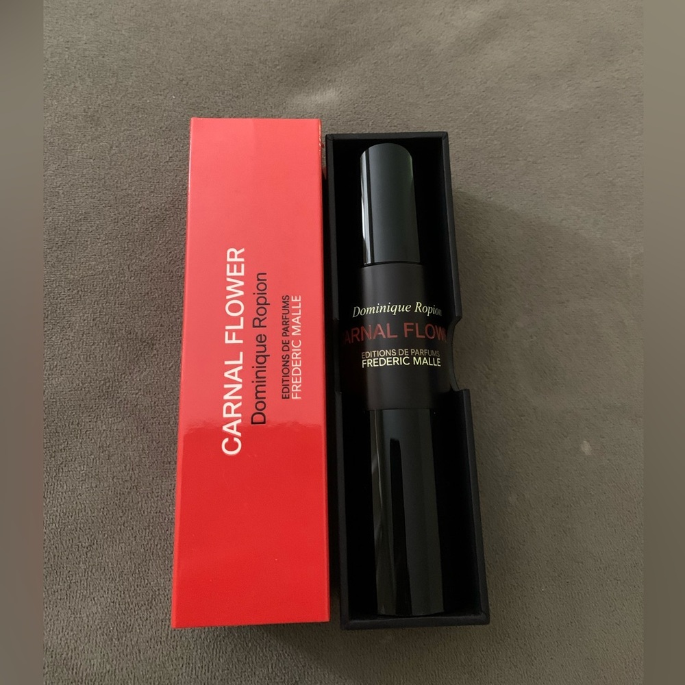 Frederic Malle  Black and Red Luxury Carnal Flower
